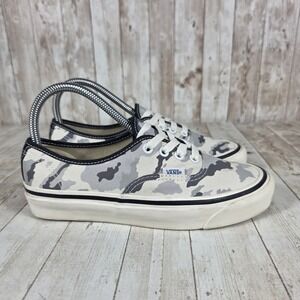 Vans Authentic Camo Print Lace Up Low Top Sneakers Women US Size 7.5‎